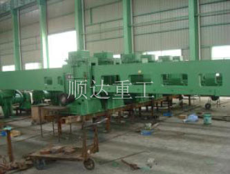入(ru)爐、出爐、長(zhang)坯、短(duan)坯推鋼機(ji)